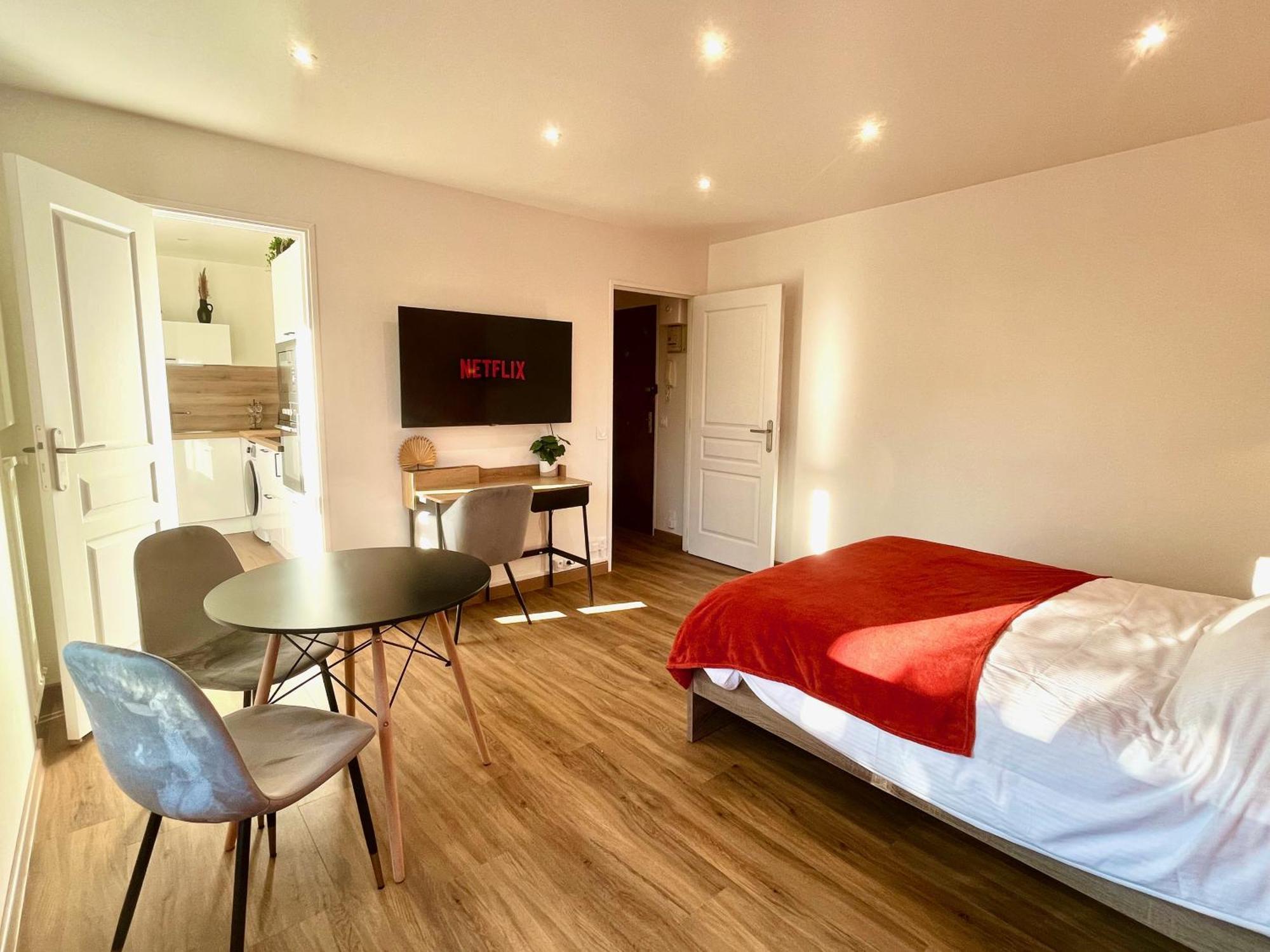 Charmant Studio + Parking Prive Caen Dış mekan fotoğraf